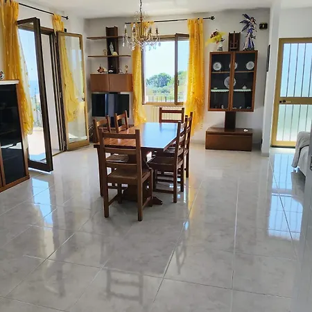Apartment Alba Dorata San Lorenzo al Mare